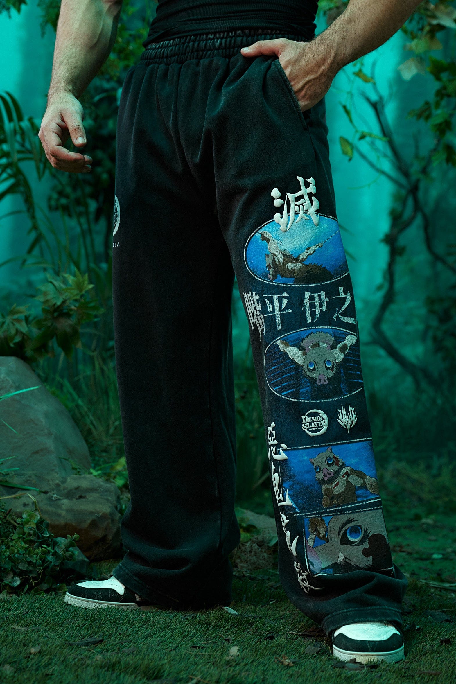 2153 - Demon Slayer: Kimetsu no Yaiba - Sweats