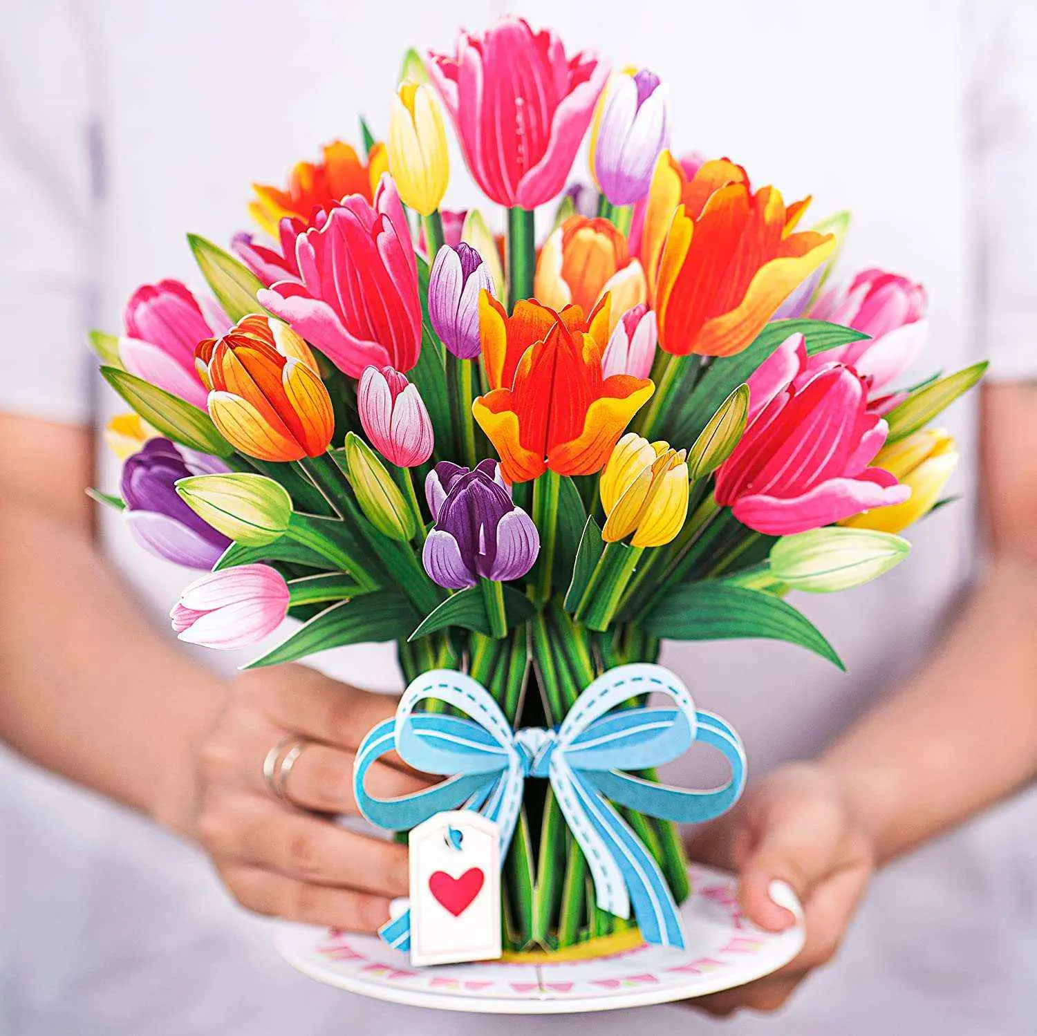 Paper Love HugePop Tulip Flower Pop Up Card with Detachable 3D Paper Bouquet 10