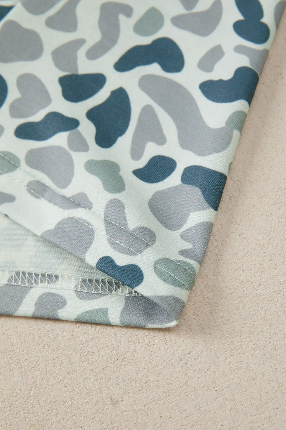 Camo Print V-Neck Pocket T-Shirt