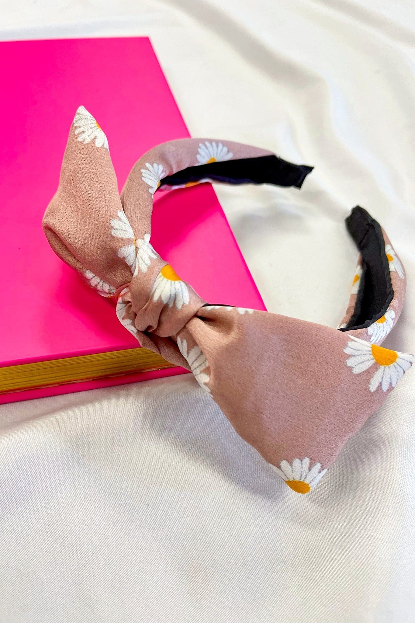 Coming Up Daisies Bow Headband