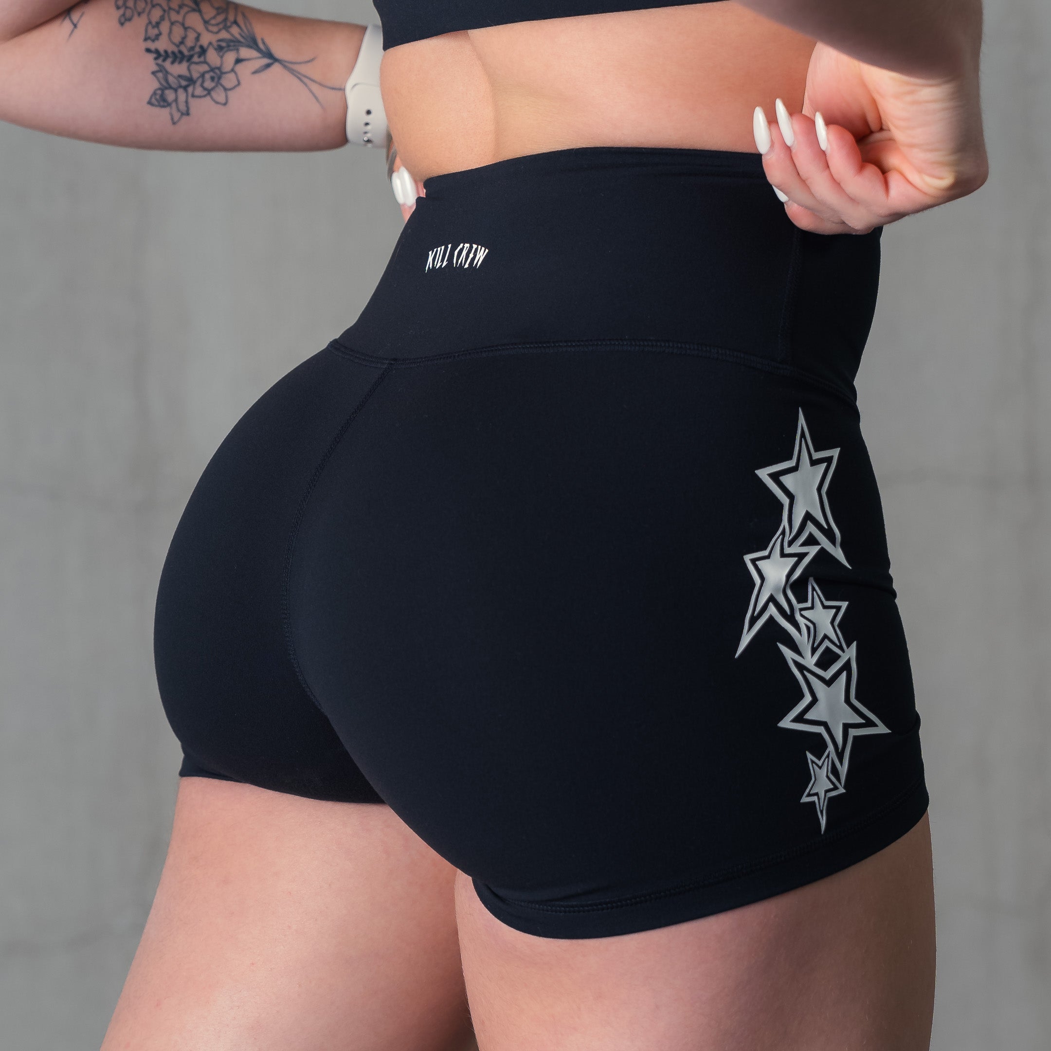 STAR BOY BIKER SHORTS - BLACK / WHITE