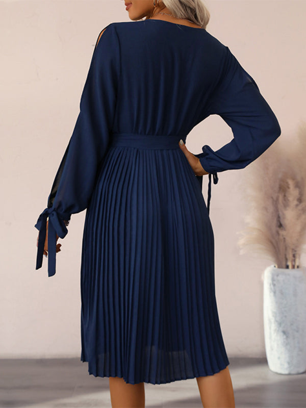 Hollow-Out Long-Sleeve Skirt Pleated V-Neck Lace Panel Dress