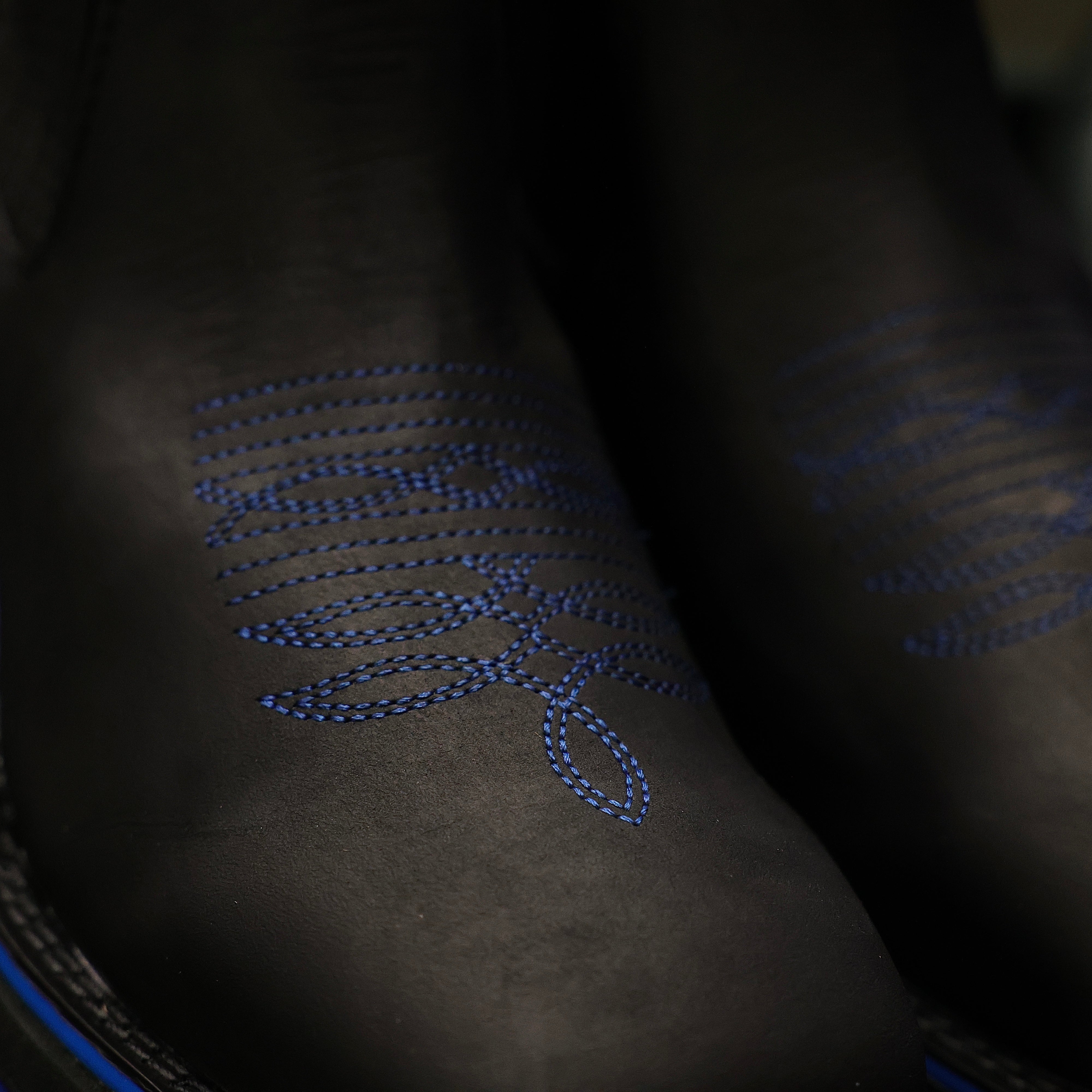 Black Nobuck Leather Botin With 3D Lightweight Soles - Square Toe