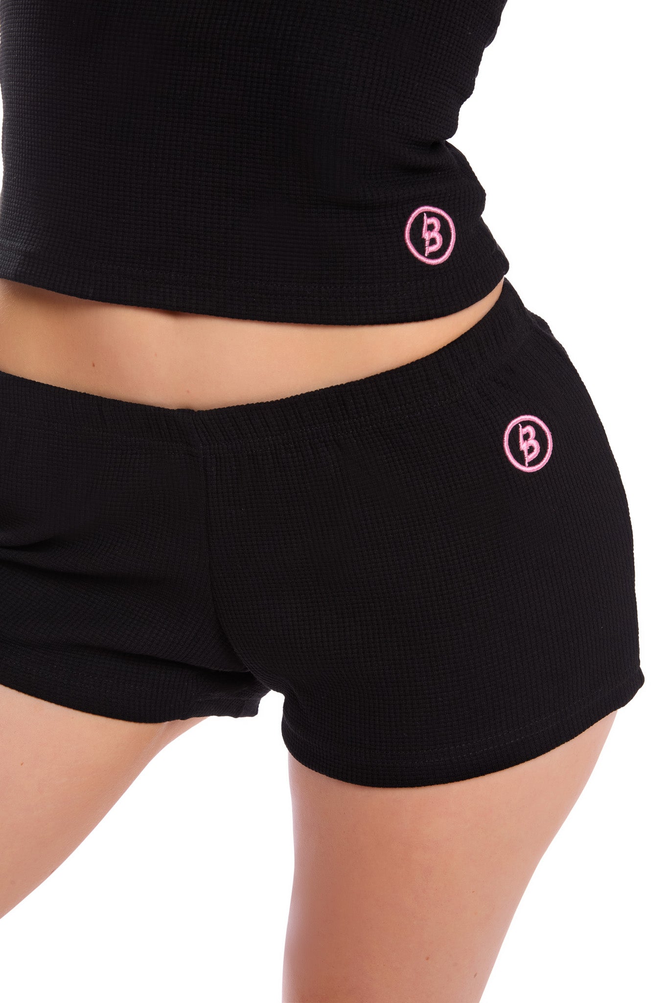 WAFFLE KNIT SHORTS (BLACK/PINK)
