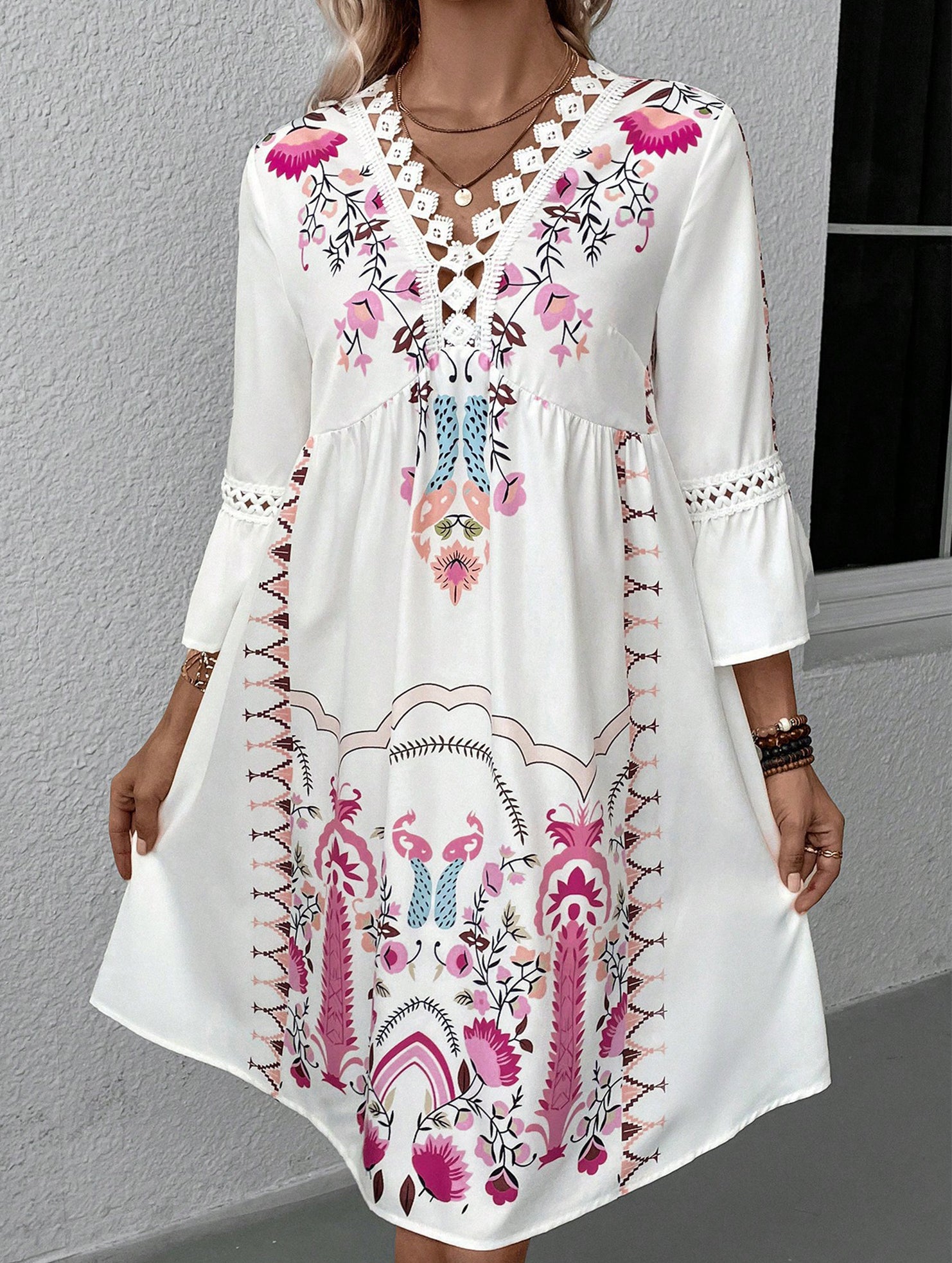 V Neck Lace Patch Print Dress