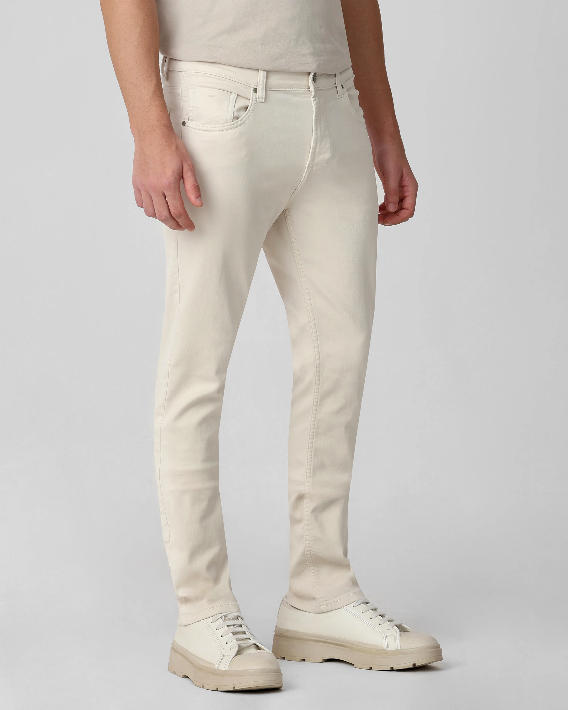 Classic Comfortable Straight Off White  Jeans