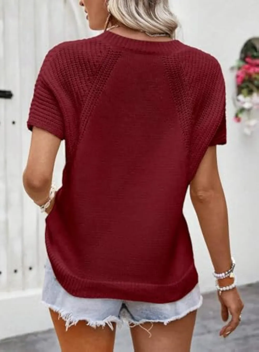Women's Short-sleeved Knit Shirt