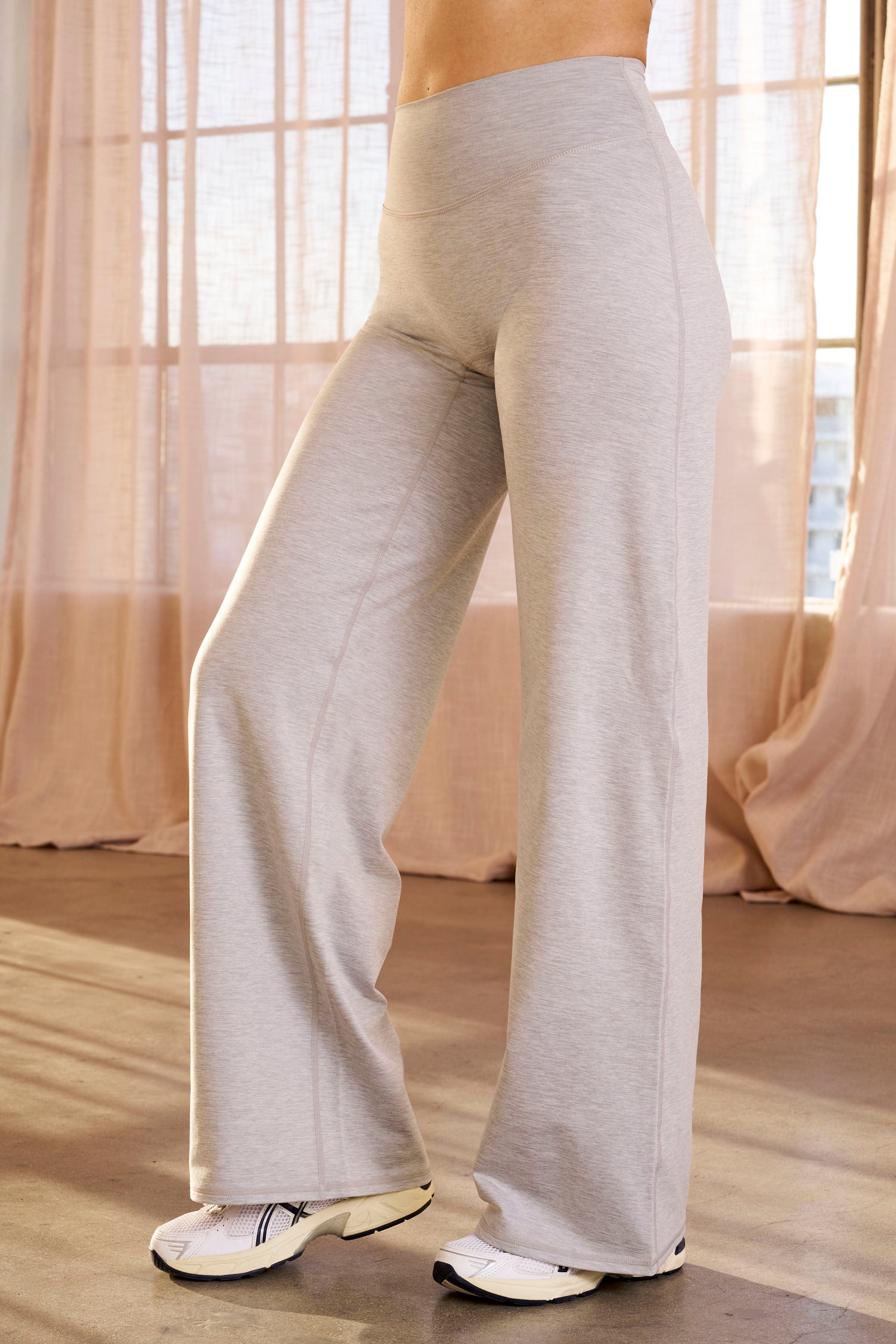 W2227 - Reset Wide Leg Legging