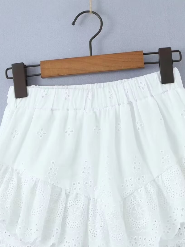 French Lace Embroidery Elastic Waist A-Line Mini Skirt