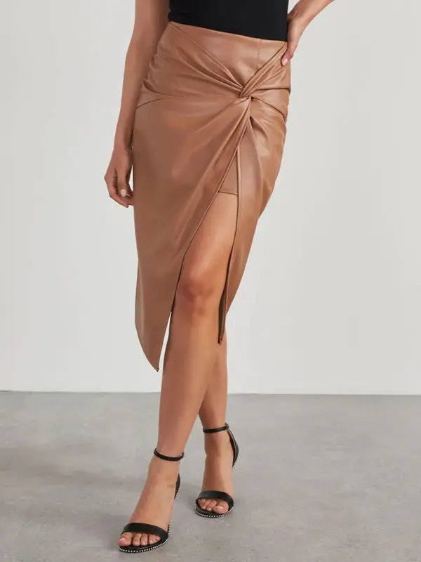 Solid Color Slit Mid-Length Butt-Covering Leather Skirt