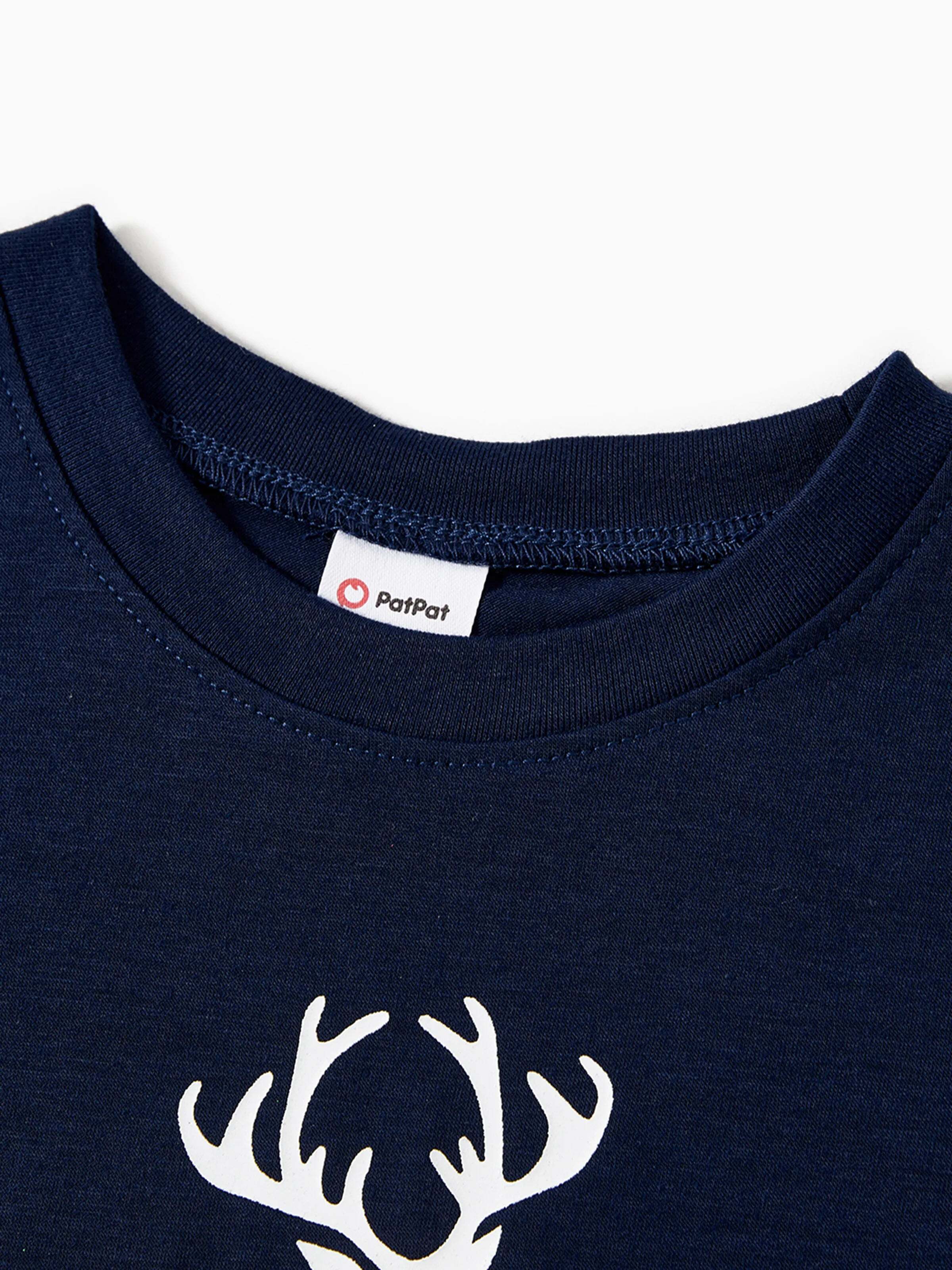 Christmas Reindeer Print Glow in the Dark Family Matching Pajamas Sets with Christmas Socks Deep Blue