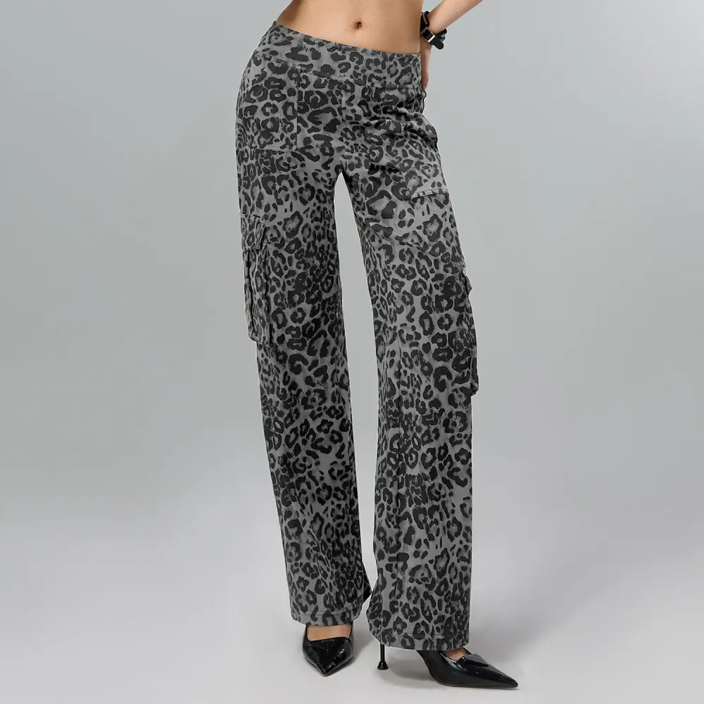 Women's High Waist Leopard Cargo Pants