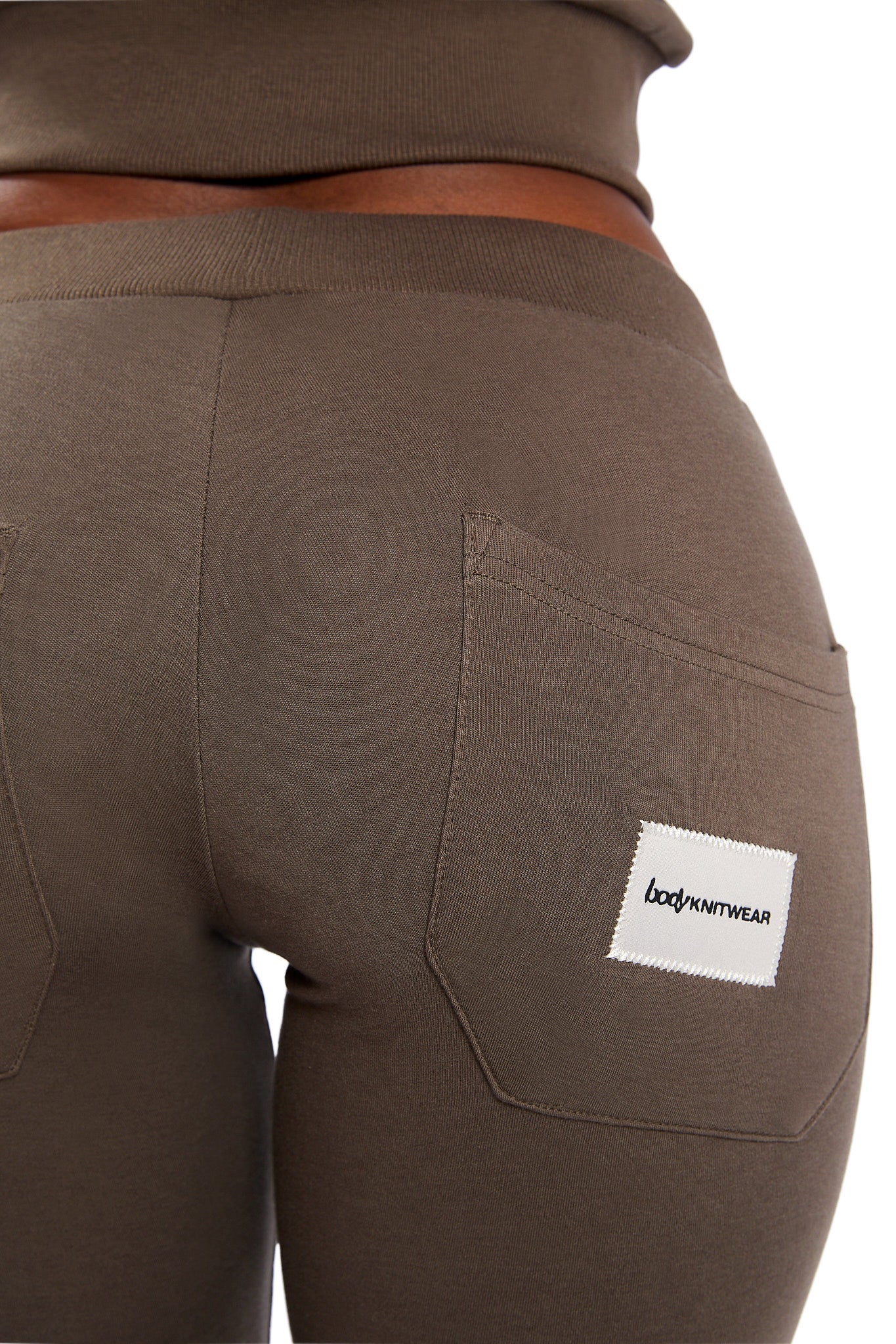 BODY KNITWEAR PANTS (CHOCOLATE MOUSSE)