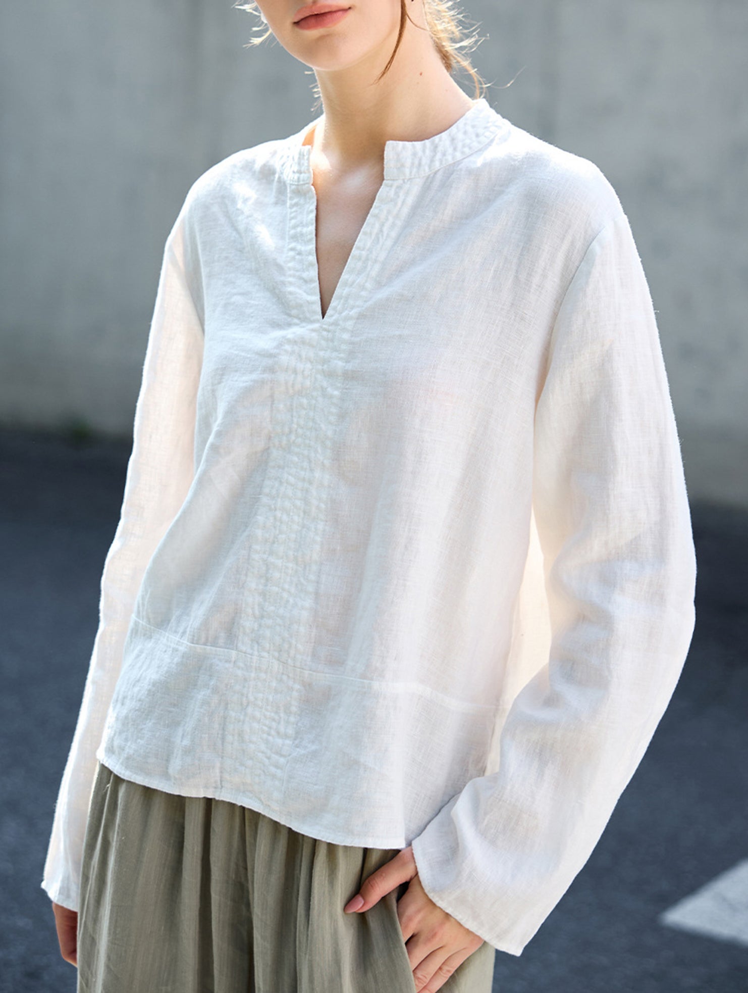 Pure Linen V Neck Long Sleeve Work Tee_CWTBLL02353
