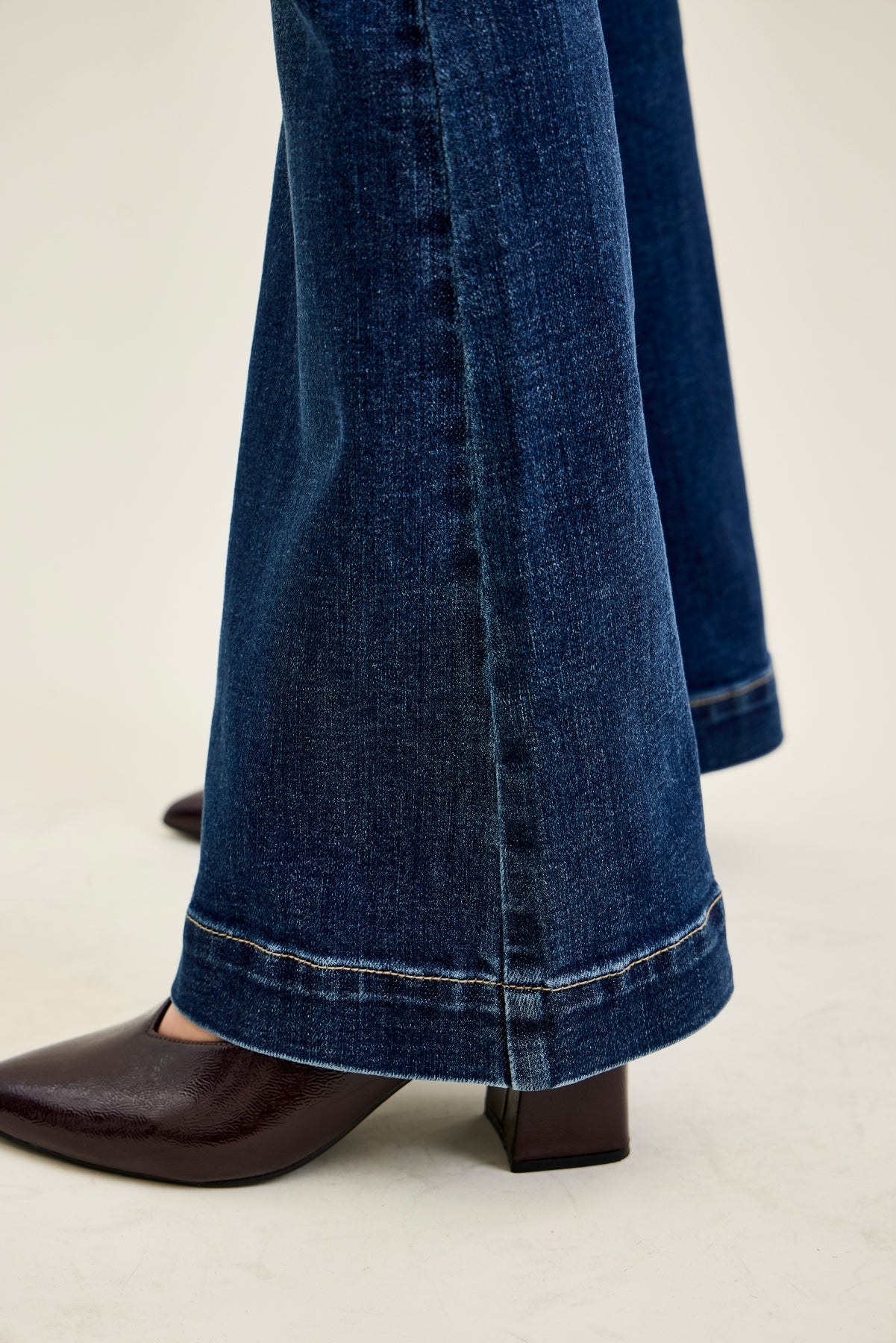 Charlotte Flare Jean (Petite)