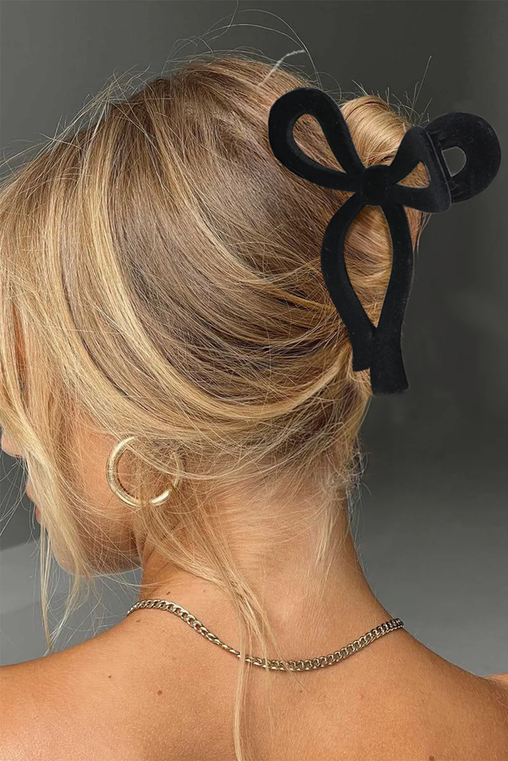 Black Velvet-Flocked Bow Shape Claw Clip