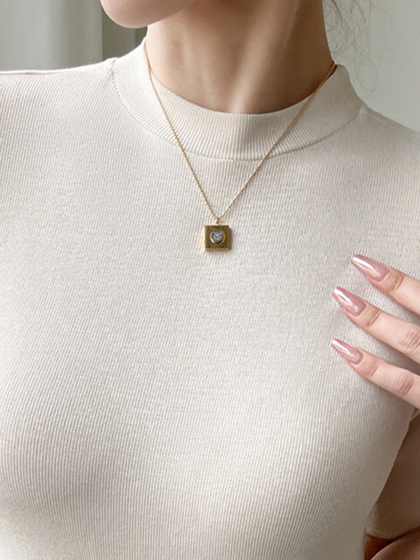 Solid Color Short Sleeves Skinny Round-Neck T-Shirts