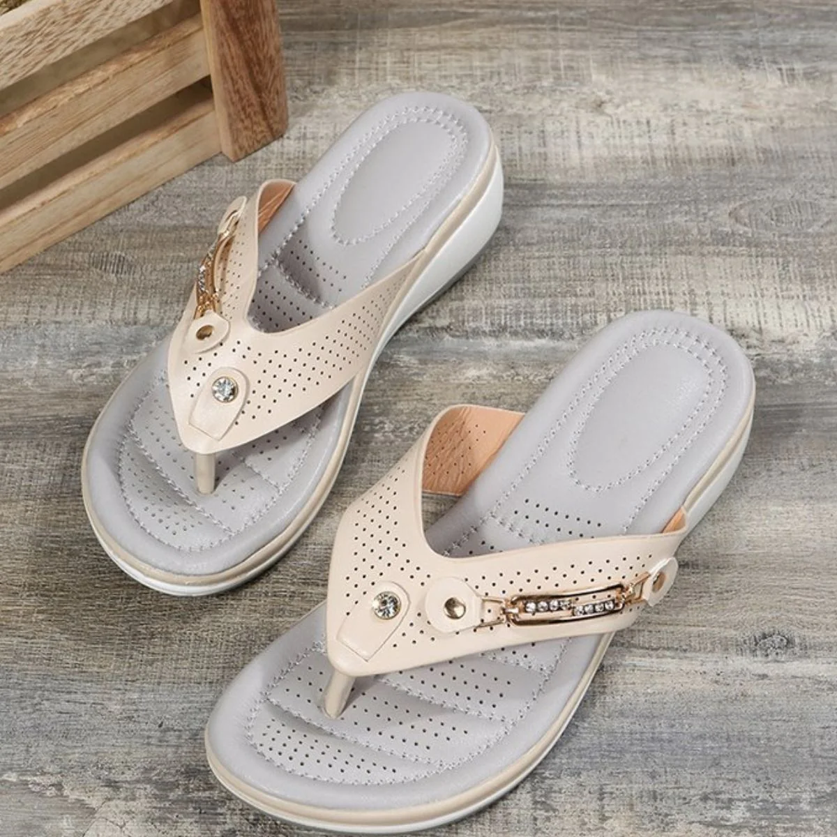 Decorative Chain Post Wedge Sandals (multiple color options)