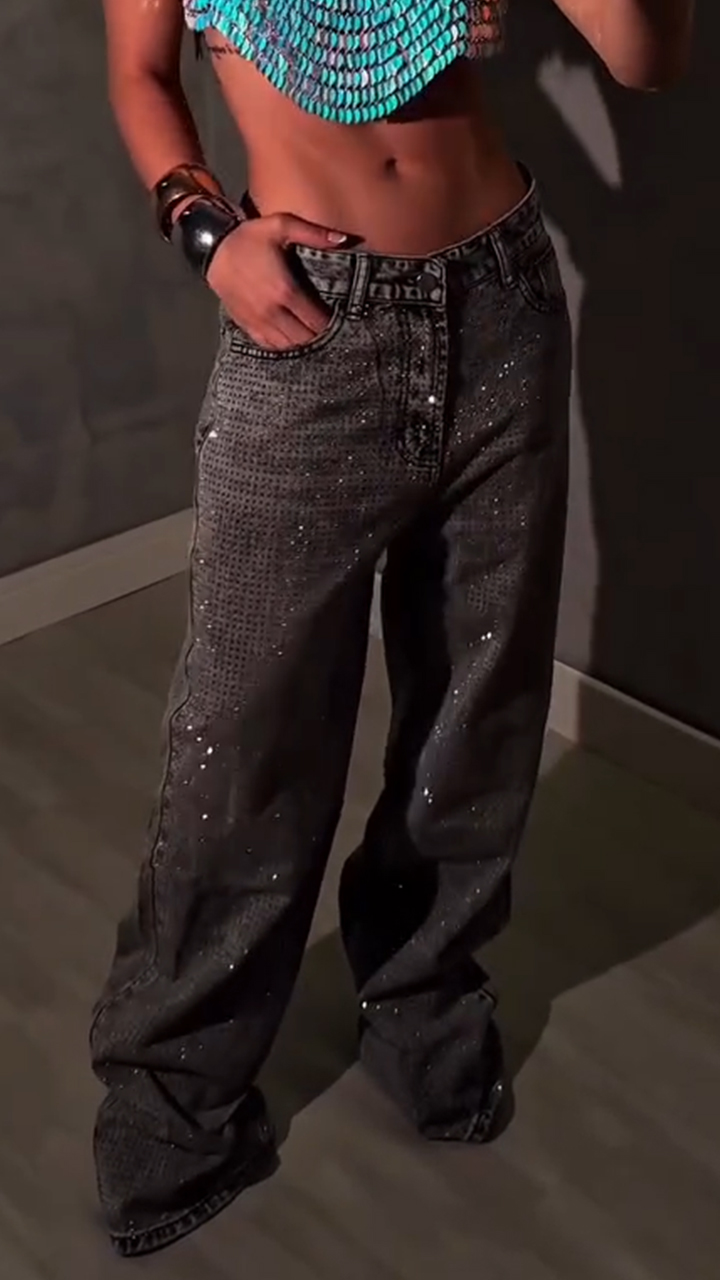 Women Rhinestone Washed Casual Jeans