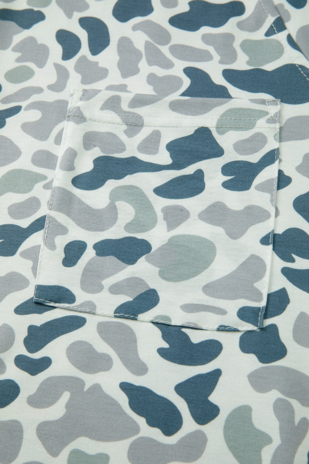 Camo Print V-Neck Pocket T-Shirt