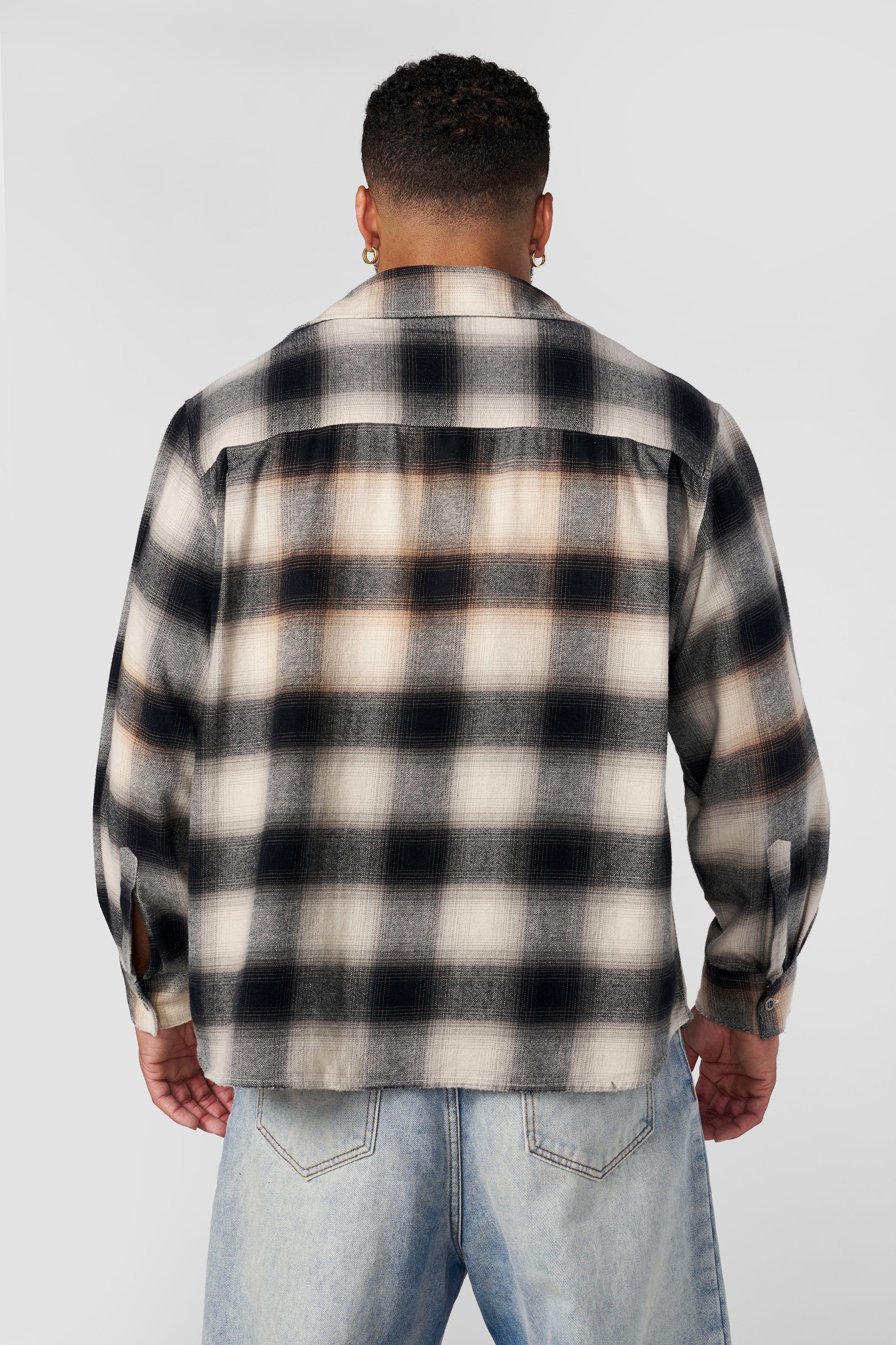8091 - Americana Flannels