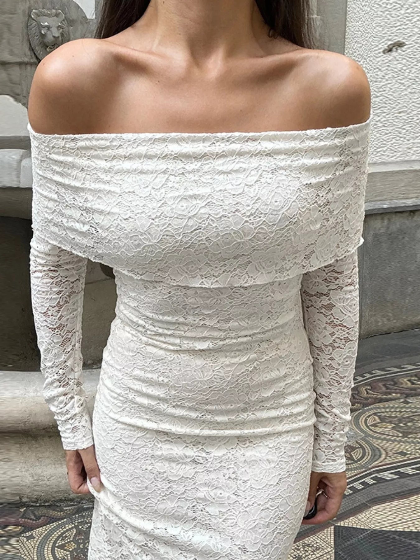 Elegant Off-Shoulder Lace Maxi Bodycon Dress
