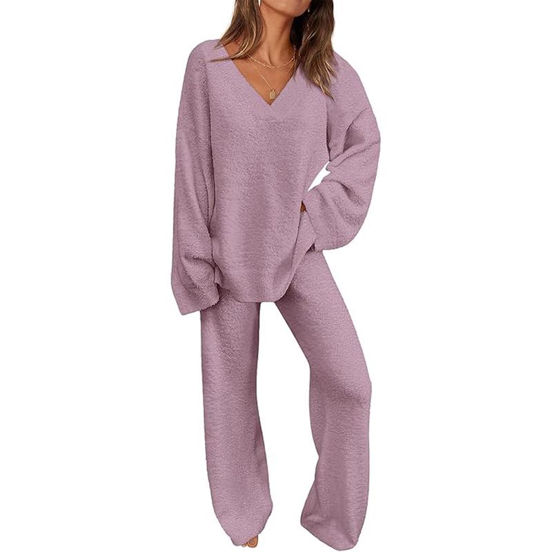 Soft Lounge Set – Comfy V-Neck & Relaxed Pants